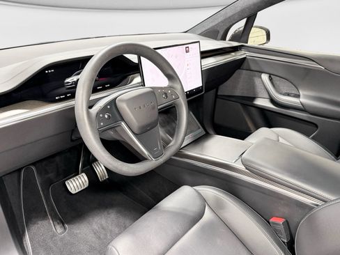 Used 2024 Tesla Model X Plaid AWD/4WD image 17