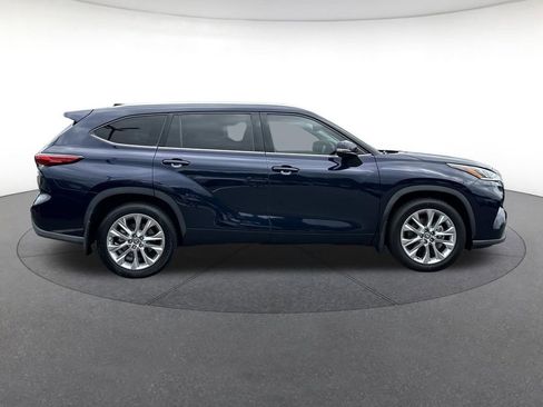 Used 2020 Toyota Highlander Limited AWD/4WD image 7