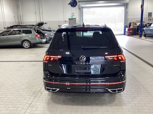 Used 2024 Volkswagen Tiguan SEL R-Line AWD/4WD image 26