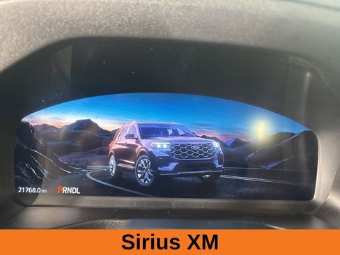 Used 2025 Ford Explorer Platinum w/ LUX Leather Package image 14