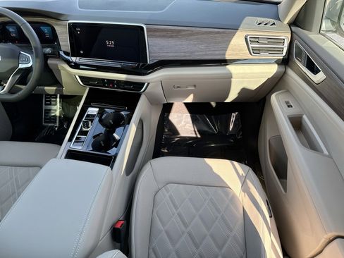 New 2026 Volkswagen Atlas SEL Premium R-Line AWD/4WD image 19