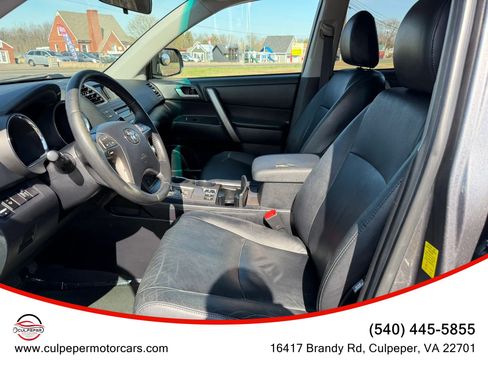 Used 2010 Toyota Highlander SE image 7