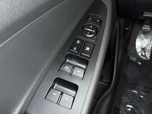 Used 2016 Hyundai Tucson Sport AWD/4WD image 19