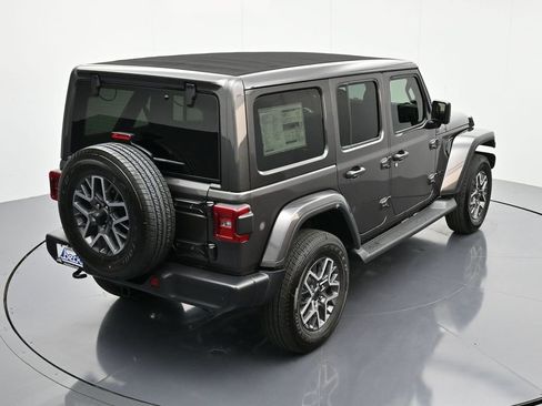 New 2026 Jeep Wrangler Unlimited Sahara image 31