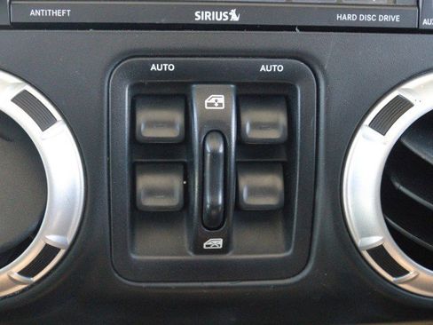 Used 2014 Jeep Wrangler Unlimited Sahara w/ Connectivity Group AWD/4WD image 20