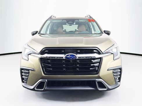 Used 2024 Subaru Ascent Touring image 2