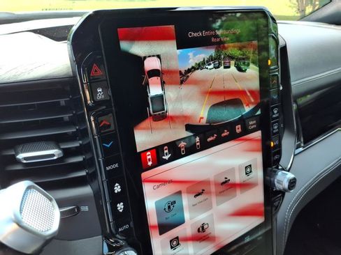 New 2025 RAM 2500 Limited image 17