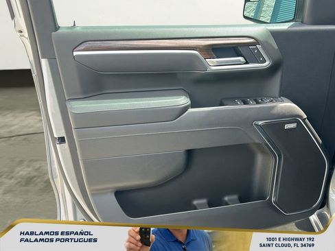 Certified 2025 Chevrolet Silverado 1500 RST w/ Convenience Package II RWD image 10