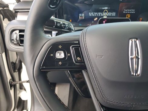 New 2026 Lincoln Aviator 2WD w/ Jet Appearance Package image 25