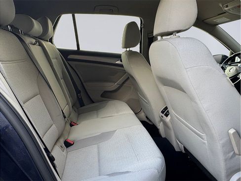 Used 2016 Volkswagen Golf S FWD image 24