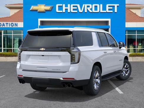 New 2026 Chevrolet Suburban Premier image 4