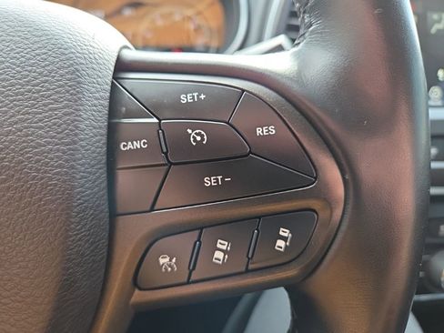 Used 2020 Jeep Cherokee Trailhawk w/ Technology Group image 35