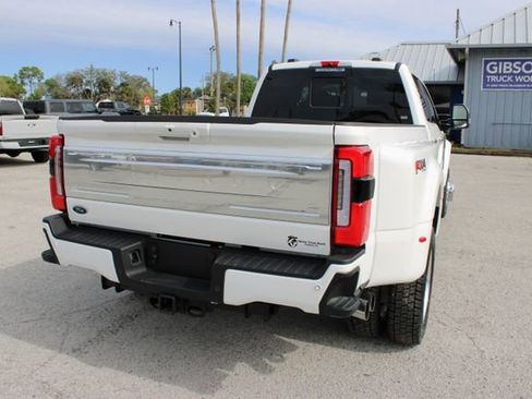 Used 2025 Ford F450 Platinum w/ Platinum Plus Package image 12