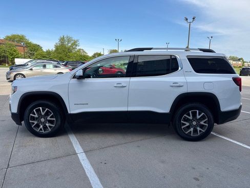Used 2023 GMC Acadia SLE w/ Driver Convenience Package FWD image 6