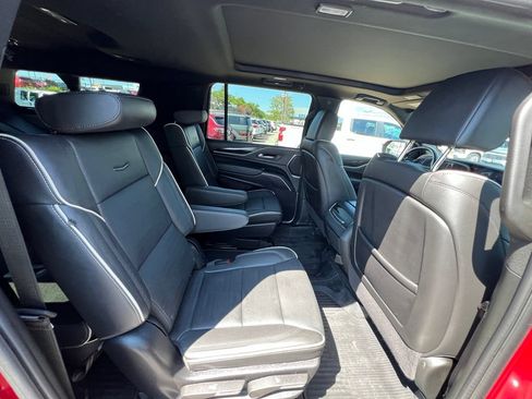 Used 2024 Cadillac Escalade ESV Sport w/ Touring Package AWD/4WD image 32