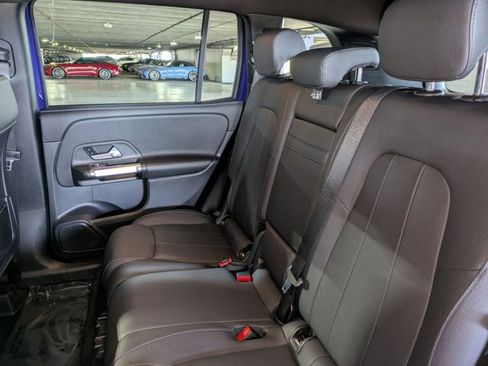 Certified 2022 Mercedes-Benz GLB 250 image 17