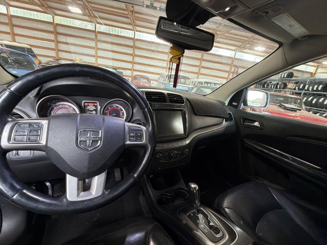 Used 2017 Dodge Journey Crossroad w/ Popular Equipment Group AWD/4WD image 13