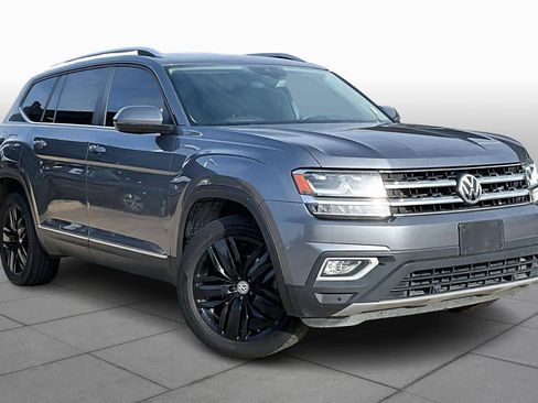Used 2018 Volkswagen Atlas SEL image 3