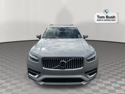 Used 2022 Volvo XC90 T6 Inscription w/ Lounge Package image 2