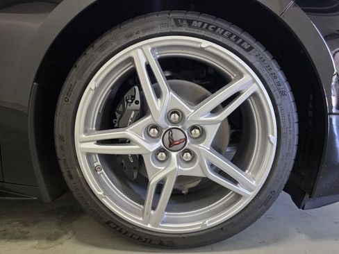 New 2025 Chevrolet Corvette Stingray Preferred Cpe w/ 2LT image 28