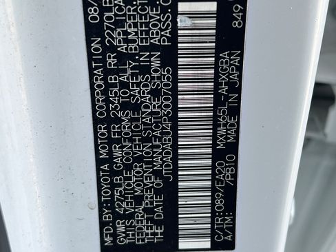 Certified 2023 Toyota Prius XLE AWD/4WD image 29