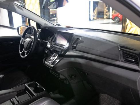 Used 2023 Honda Odyssey Touring image 15