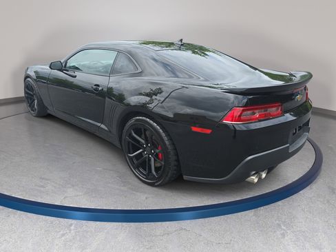 Used 2015 Chevrolet Camaro SS w/ SS Performance Package RWD image 7