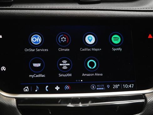 Used 2022 Cadillac XT5 Premium Luxury w/ LPO, Floor Liner Package image 25