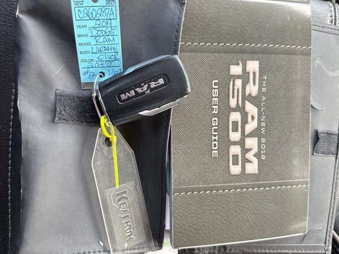 Used 2019 RAM 1500 Laramie AWD/4WD image 47