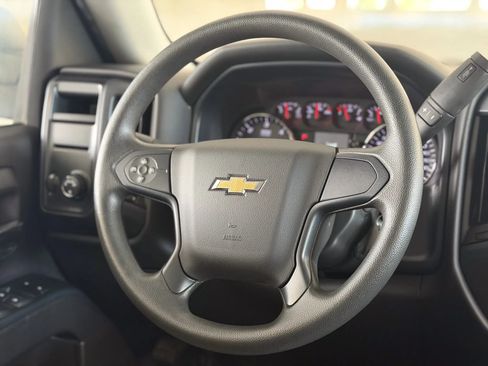 Used 2017 Chevrolet Silverado 1500 W/T AWD/4WD image 28