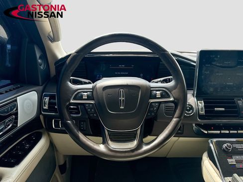 Used 2022 Lincoln Navigator Black Label AWD/4WD image 31