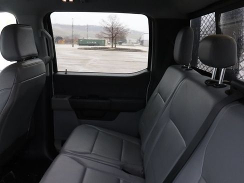 Used 2024 Ford F550 4x4 Crew Cab Super Duty image 19