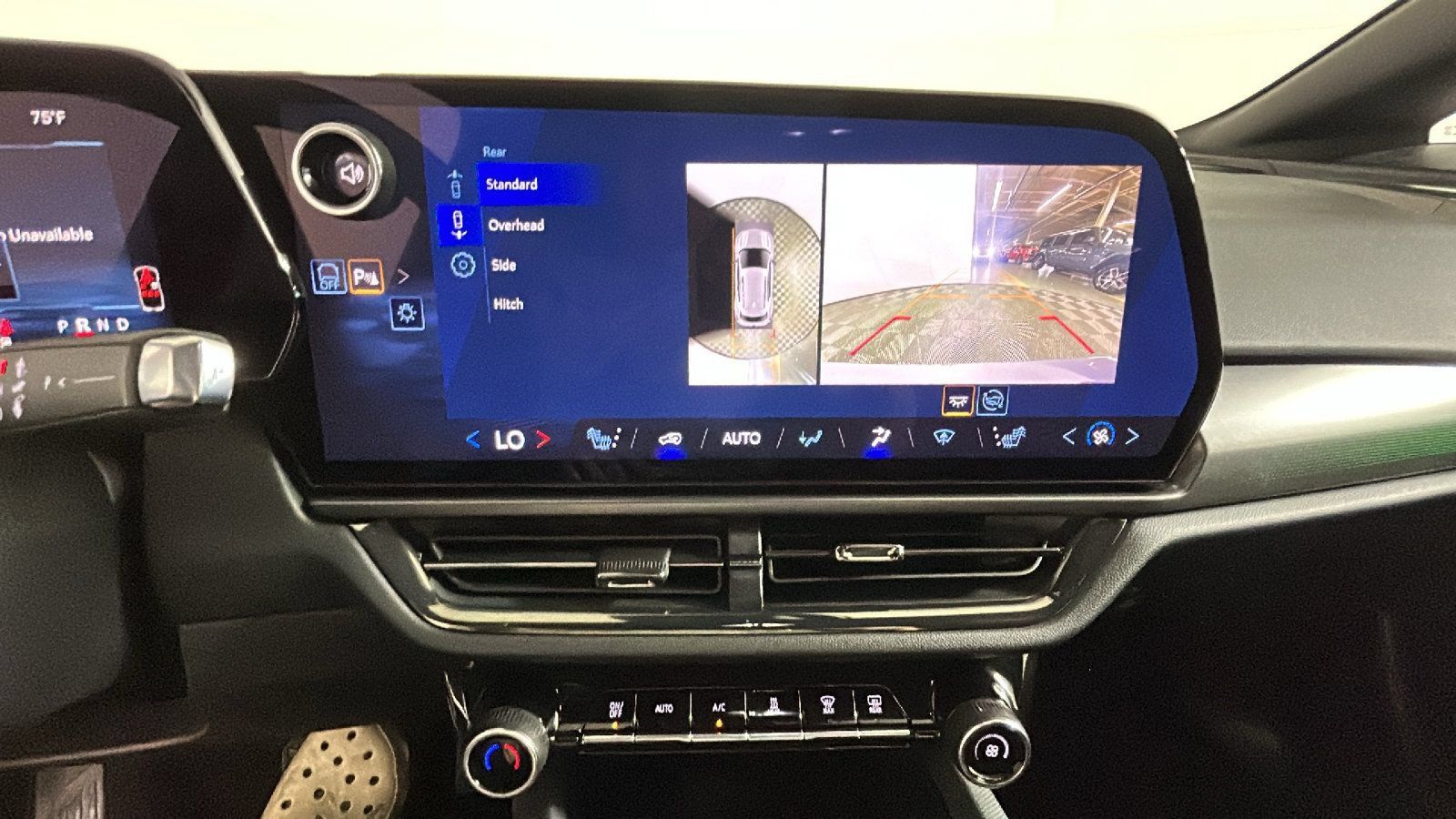 Used 2024 Chevrolet Equinox EV RS FWD image 29