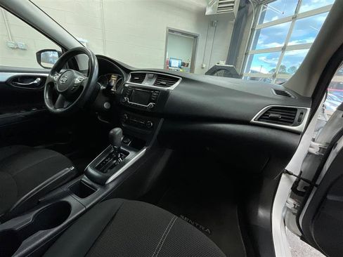 Used 2018 Nissan Sentra S image 25