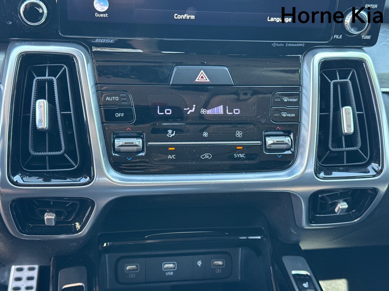 Certified 2023 Kia Sorento SX AWD/4WD image 23