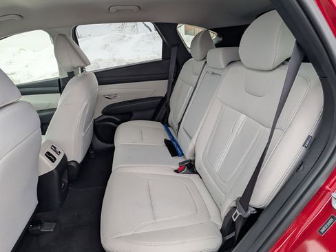 Certified 2025 Hyundai Tucson SEL image 11