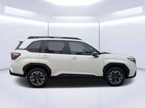 New 2026 Subaru Forester Premium image 2