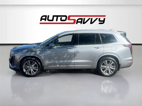 Used 2025 Cadillac XT6 Premium Luxury w/ Technology Package AWD/4WD image 4