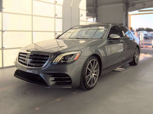 Used 2020 Mercedes-Benz S 560 Sedan image 1