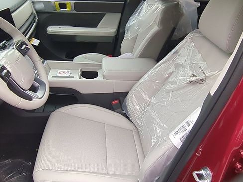 New 2025 Hyundai Santa Fe SEL image 9