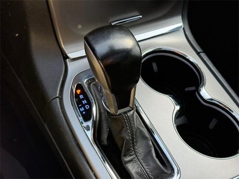 Used 2020 Jeep Grand Cherokee Overland image 24