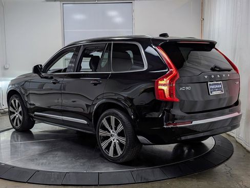 Used 2025 Volvo XC90 T8 Ultra w/ Protection Package Premier image 7