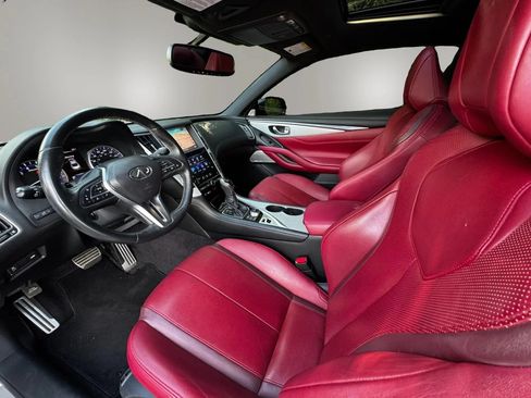 Used 2018 INFINITI Q60 Red Sport 400 w/ Sensory Package 3.0T Sport RWD image 18