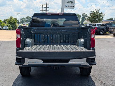 Used 2025 Chevrolet Silverado 1500 LT AWD/4WD image 5