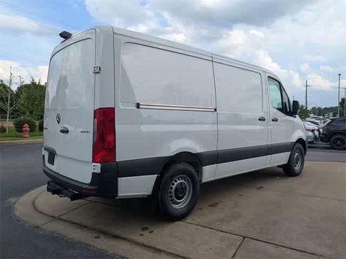 Used 2025 Mercedes-Benz Sprinter 2500 image 7