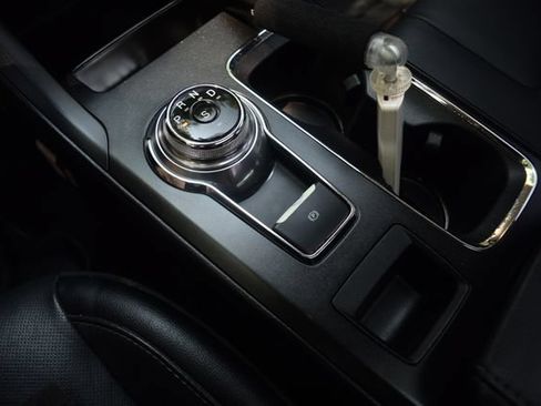 Used 2017 Ford Fusion Titanium FWD image 12