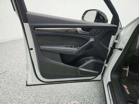 Used 2023 Audi SQ5 Premium Plus w/ Premium Plus Package image 14