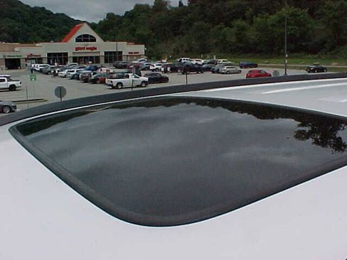 Used 2004 Honda CR-V EX image 6