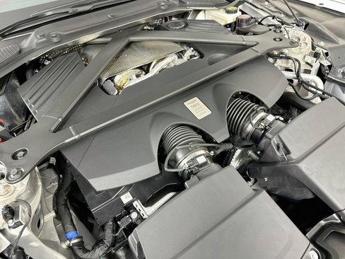 Used 2024 Aston Martin DB12 Coupe RWD image 31