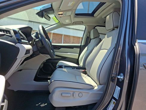 Certified 2026 Honda Odyssey Touring image 13